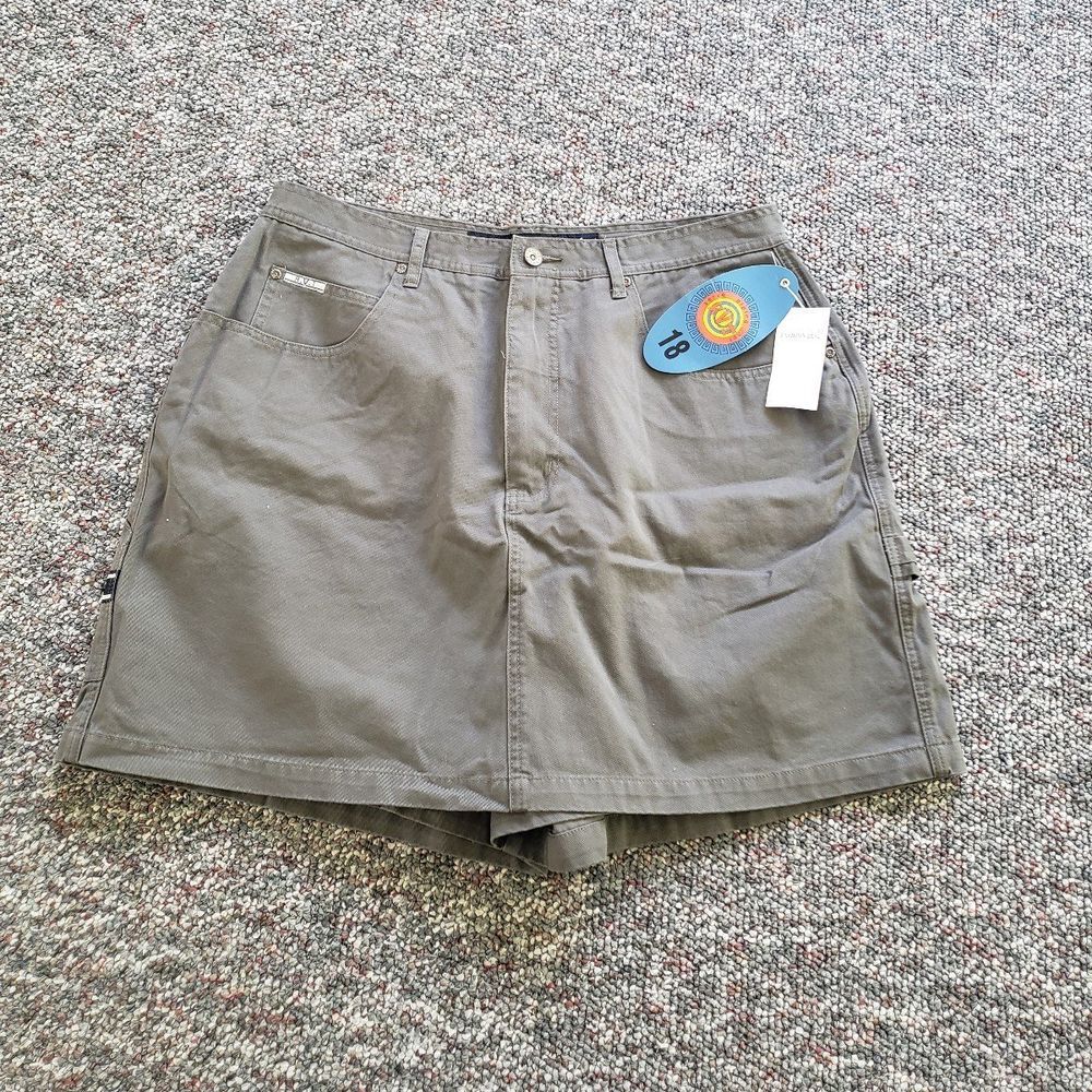 90s/Y2K Deadstock Olive Green Skort